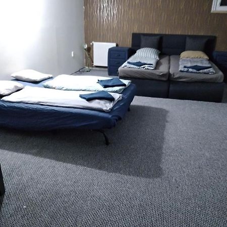 Two-Floor Comfort Apartment Budapest Bagian luar foto