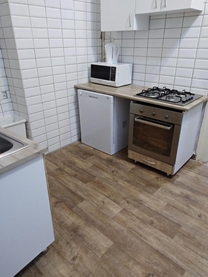 Two-Floor Comfort Apartment Budapest Bagian luar foto